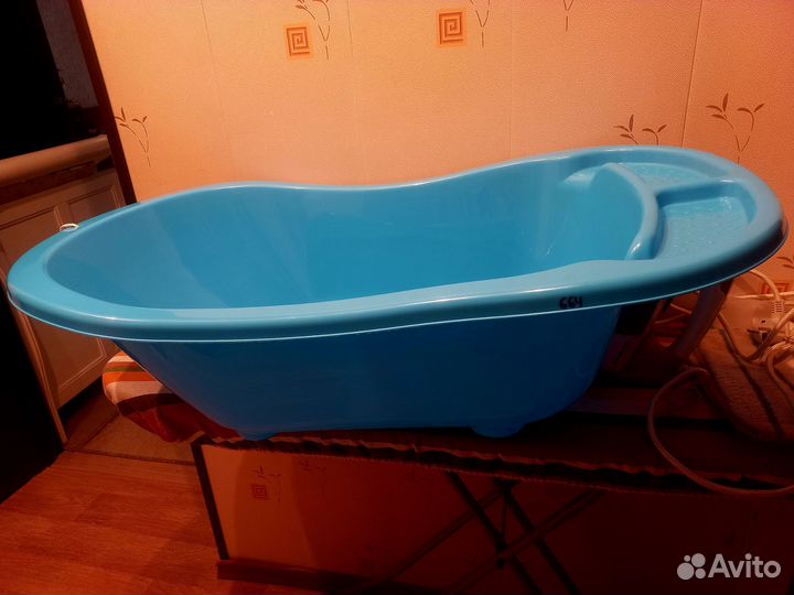Ванночка для купания новорожденного