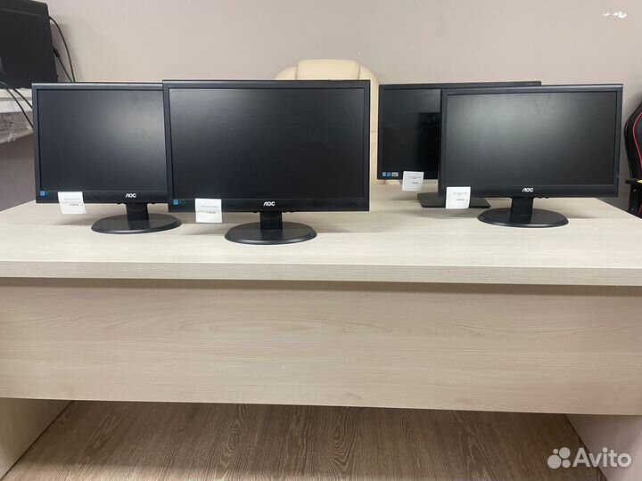 Монитор широкоформатный