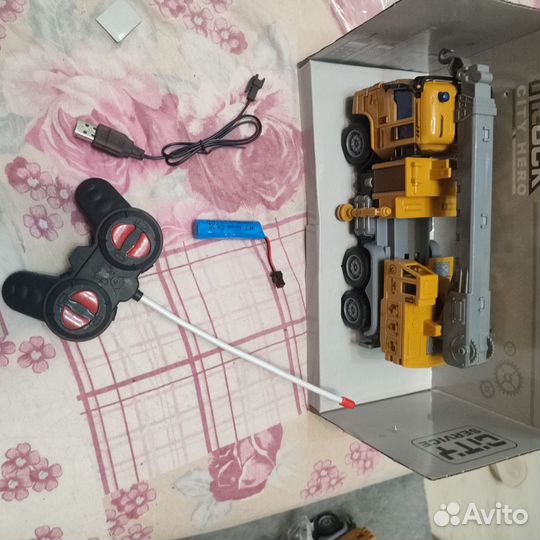 Машинка на радиоуправлении