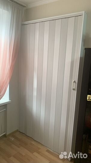 Пластиковая складная дверь гармошка в Перми