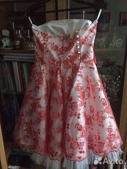 Вечернее платье