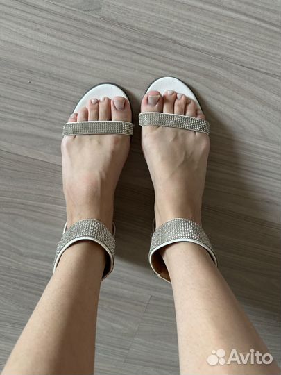 Босоножки женские 37 размер