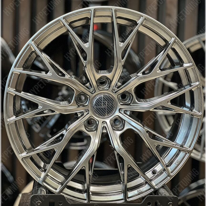 Литые диски 305 Forged FT105 8×R18 5×114.3