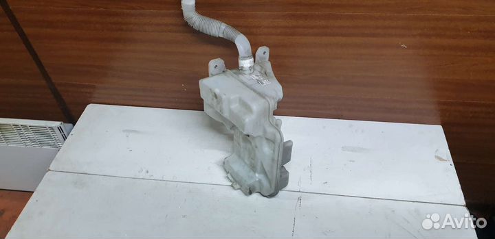 Бачок омывателя бу Skoda Octavia A7 OEM 5Q0955449