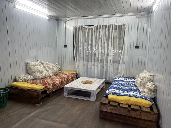 Дом 50 м² на участке 5 сот.