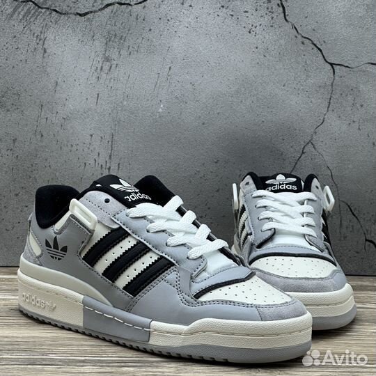 Кроссовки оптом И по дропшипу