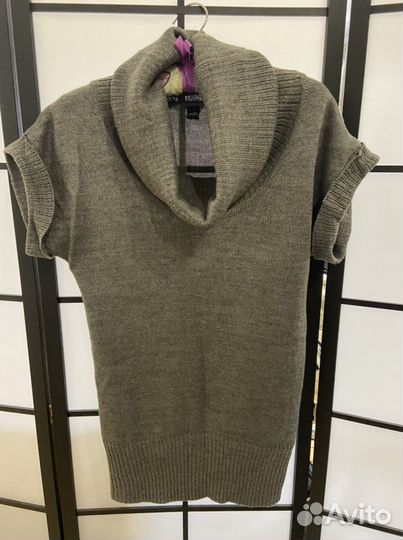 Жилетка шерстяная