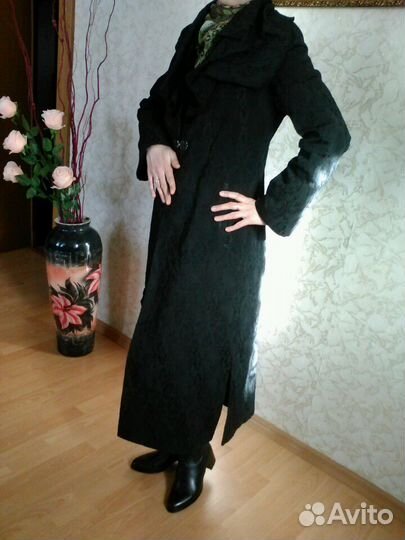 Плащ-пальто