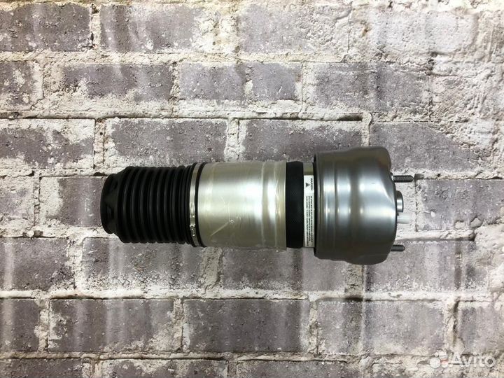 Баллон пневмо порше панамера передний новый