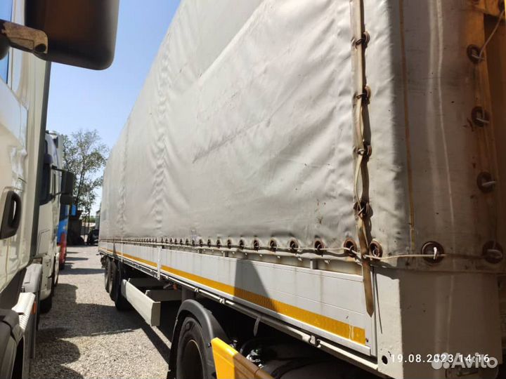 Полуприцеп шторно-бортовой Schmitz Cargobull SCS 24/L, 2011