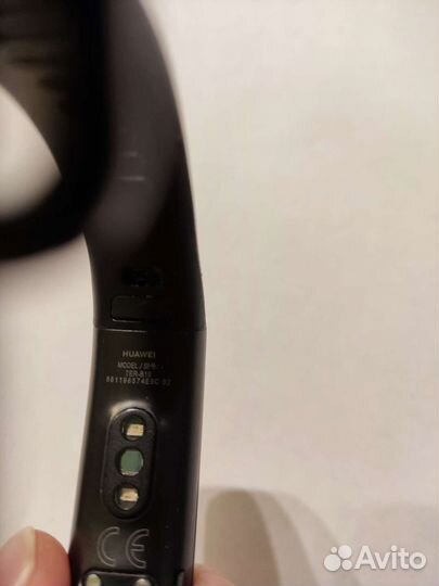 Фитнес браслет Huawei band 3 pro