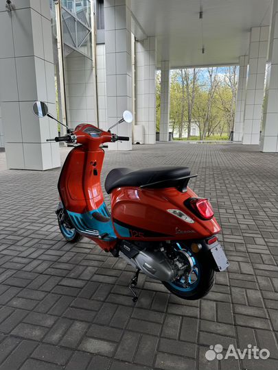 Скутер Vespa primavera 125 (2024)