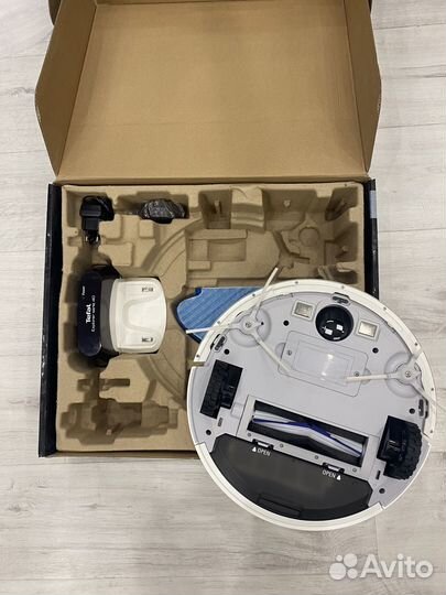 Робот пылесос Tefal 40 seriе. Комплект