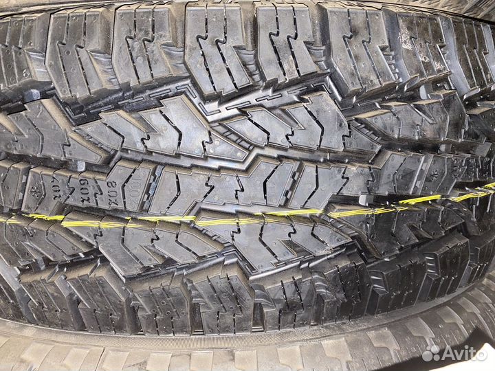 Nokian Tyres Rotiiva AT 235/75 R15