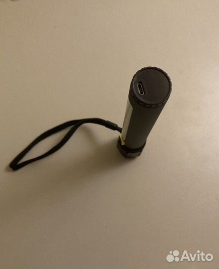 Фонарик облегченный аккумуляторный