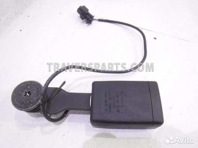 Замок заднего ремня безопасности