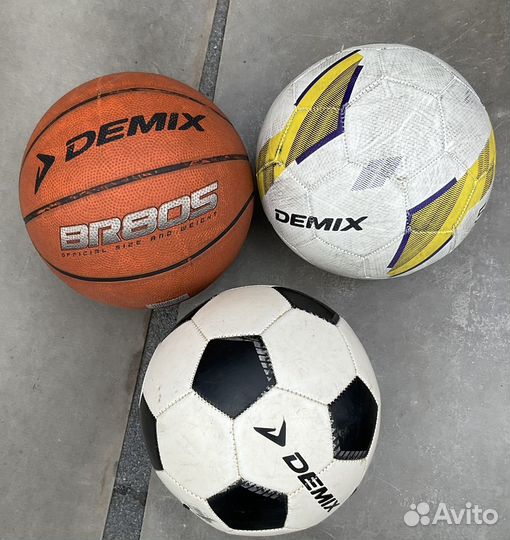 Футбольный мяч