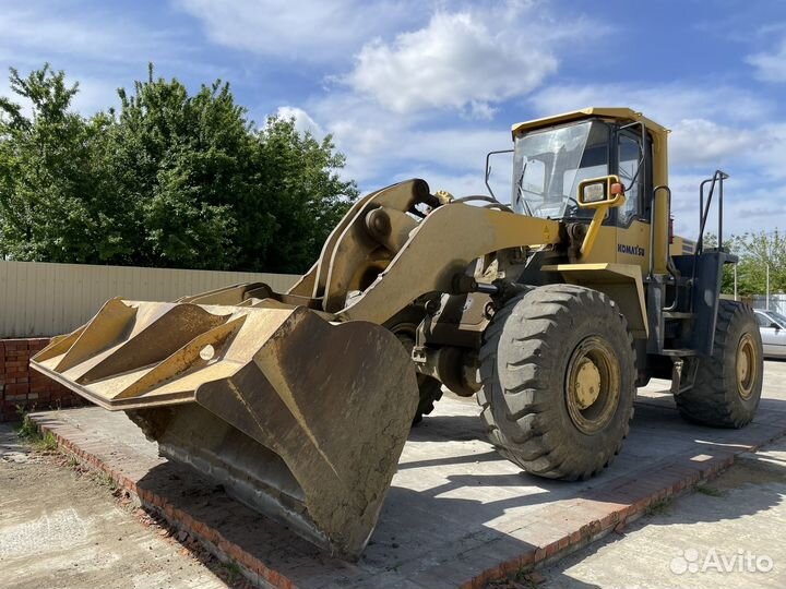 Фронтальный погрузчик Komatsu WA420-3, 2011