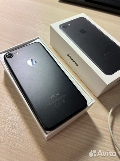 iPhone 7, 32 ГБ