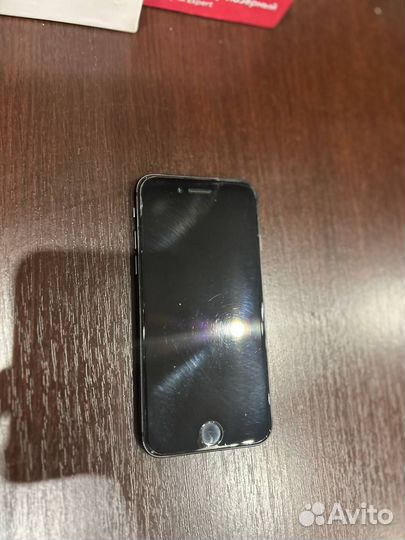 iPhone 8, 256 ГБ