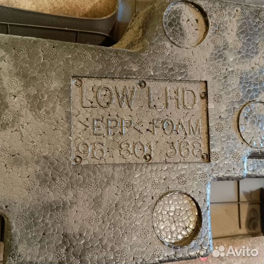 Подрулевой пластик панели Chevrolet Aveo T250