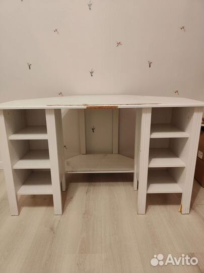 Письменный стол IKEA