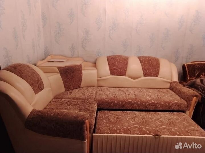 Угловой диван б/у