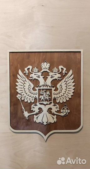 Герб россии из дерева