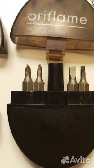 Брелок с отвёрткой и рулеткой