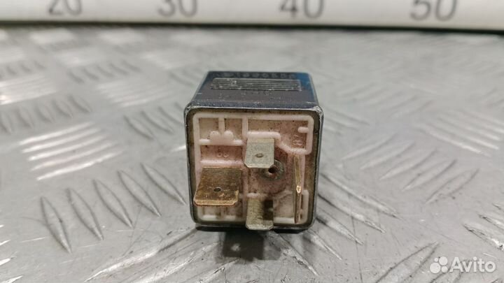 Б/У Реле вентилятора радиатора VAG#004