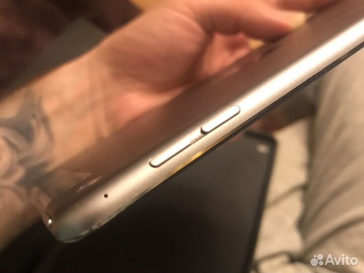 Планшет iPad mini 4 wifi+4G