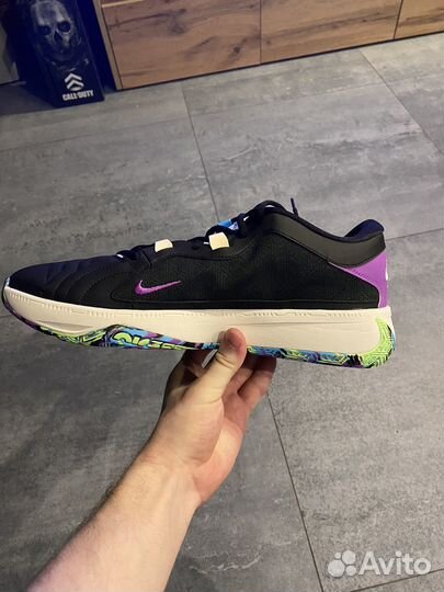 Nike zoom freak 5