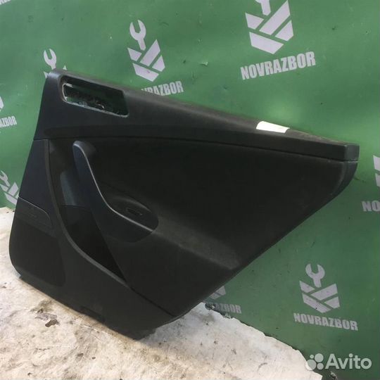 Обшивка двери задней правой Фольксваген Пассат Б6