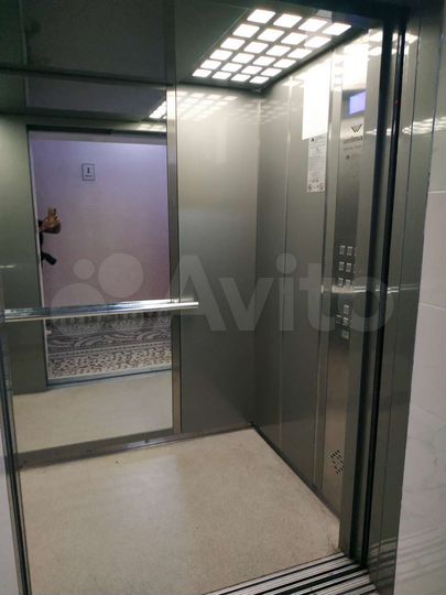 2-к. квартира, 60 м², 2/10 эт.