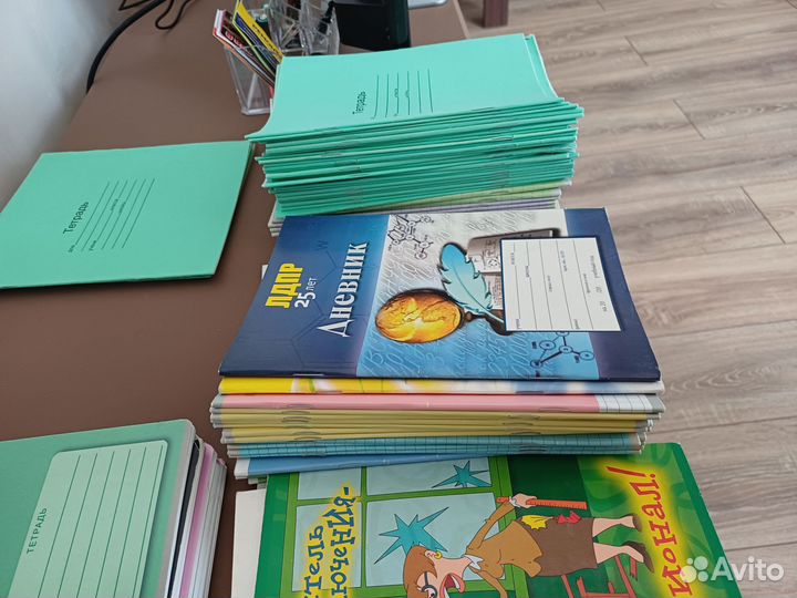 Тетради школьные