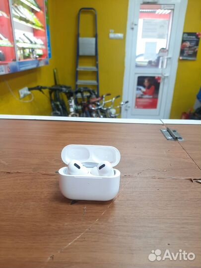 Наушники AirPods Pro