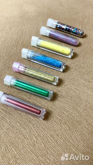 Для дизайна ногтей