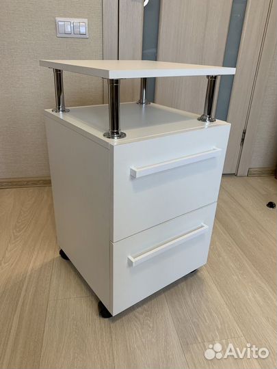 Подставка белая новая