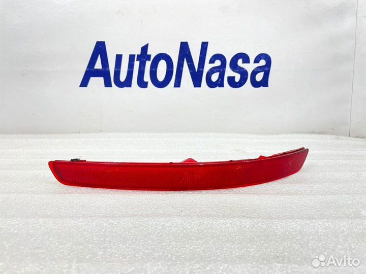 Отражатель в бампер задний правый Kia Rio 3