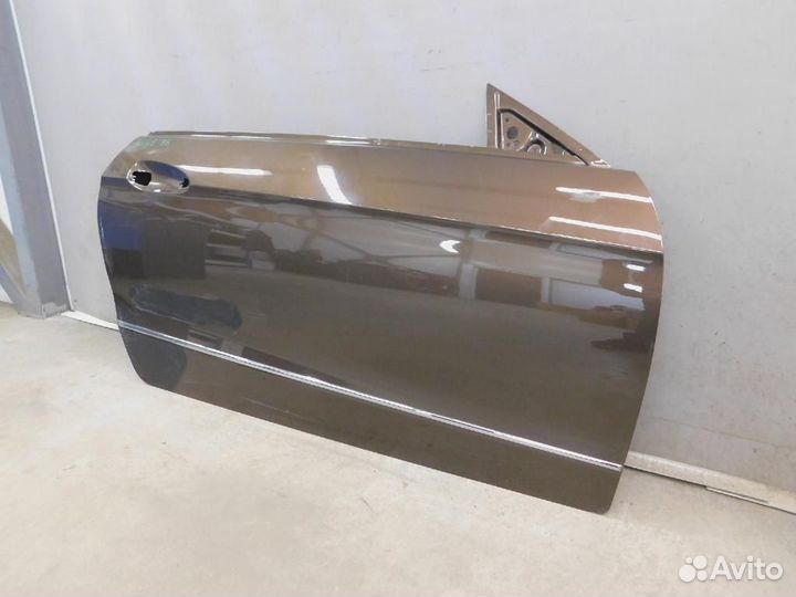 Дверь передняя правая Mercedes-Benz E-Class