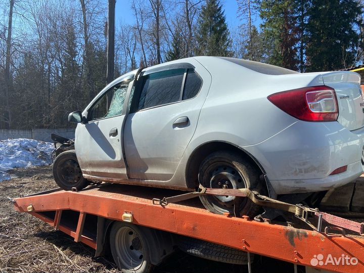 Разбор Renault Logan 2 2018 1.6 МКПП белый Серый