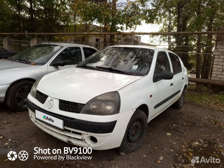 Renault Symbol 1.4 МТ, 2002, битый, 350 000 км