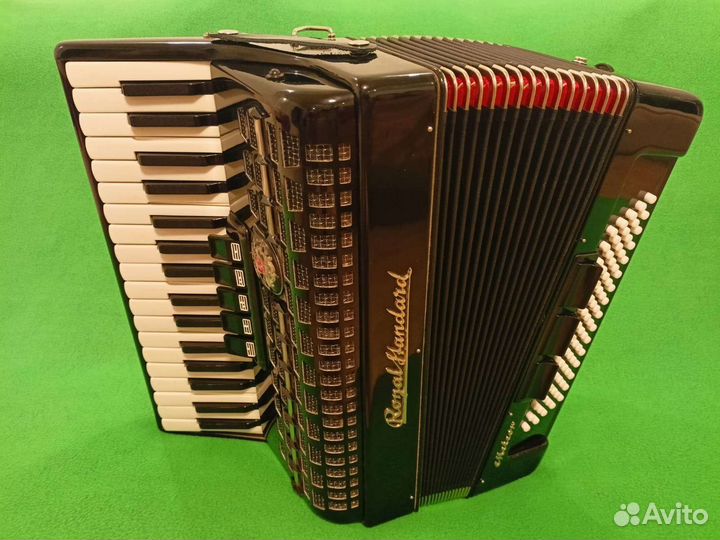 Аккордеон 3/4 Royal Standard meteor