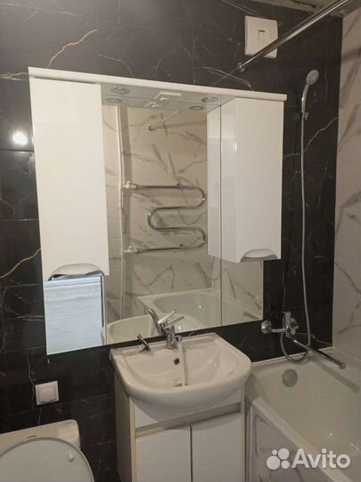 Зеркало шкаф в ванную