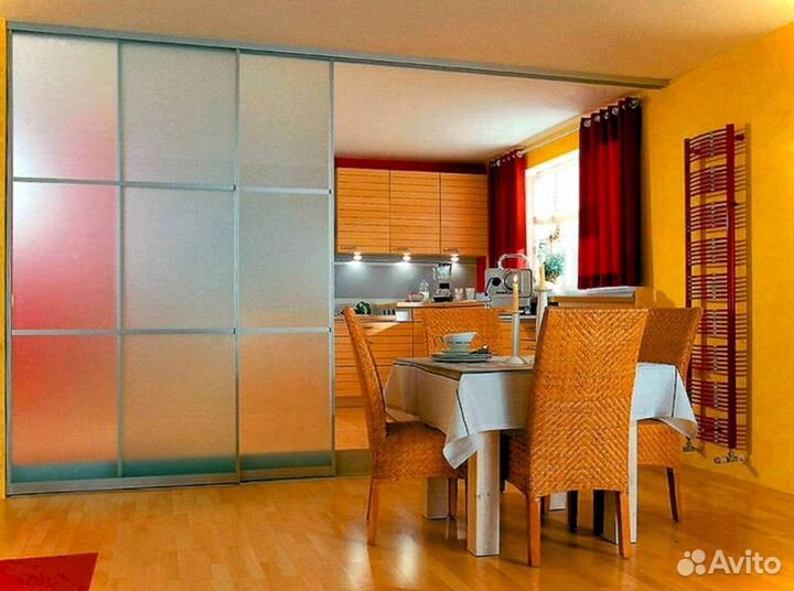 Стеклянная перегородка