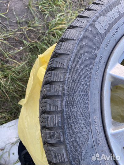 Диски skad r14 и резина snow Cross 2 175/65 R14