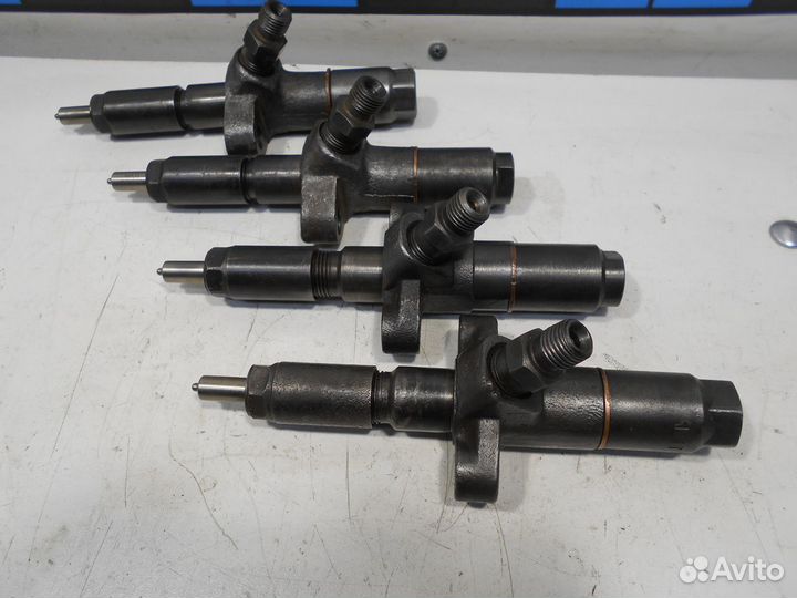 Форсунка М01 М41 5618156499