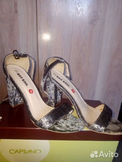 Босоножки женские 40 41 размер