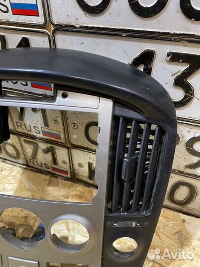 Накладка на торпедо Hyundai H-1 D4BH 2009