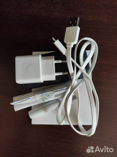Чехол и зарядка iqos 2.4 plus